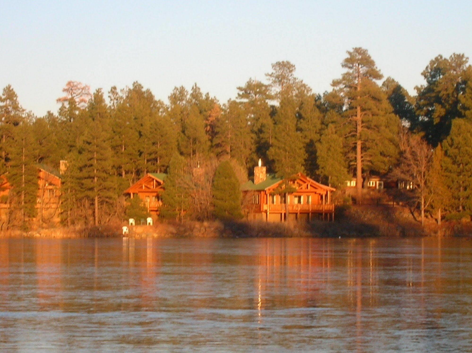 Lakeside Lake Of The Woods Resort מראה חיצוני תמונה
